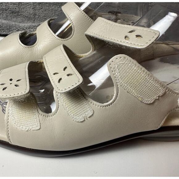 SAS Tripad Womens Cream Tan Bone Taupe Leather Three Strap Comfort Sandals 8.5 - Picture 10 of 16